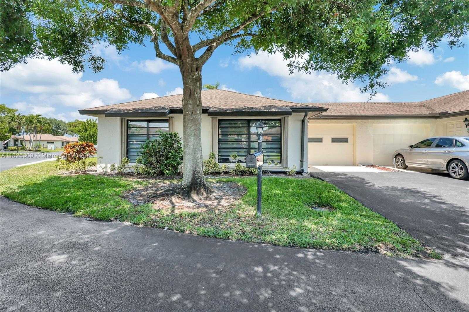 Small Image of 4764 GREENTREE CRES #A, Boynton Beach Number 9