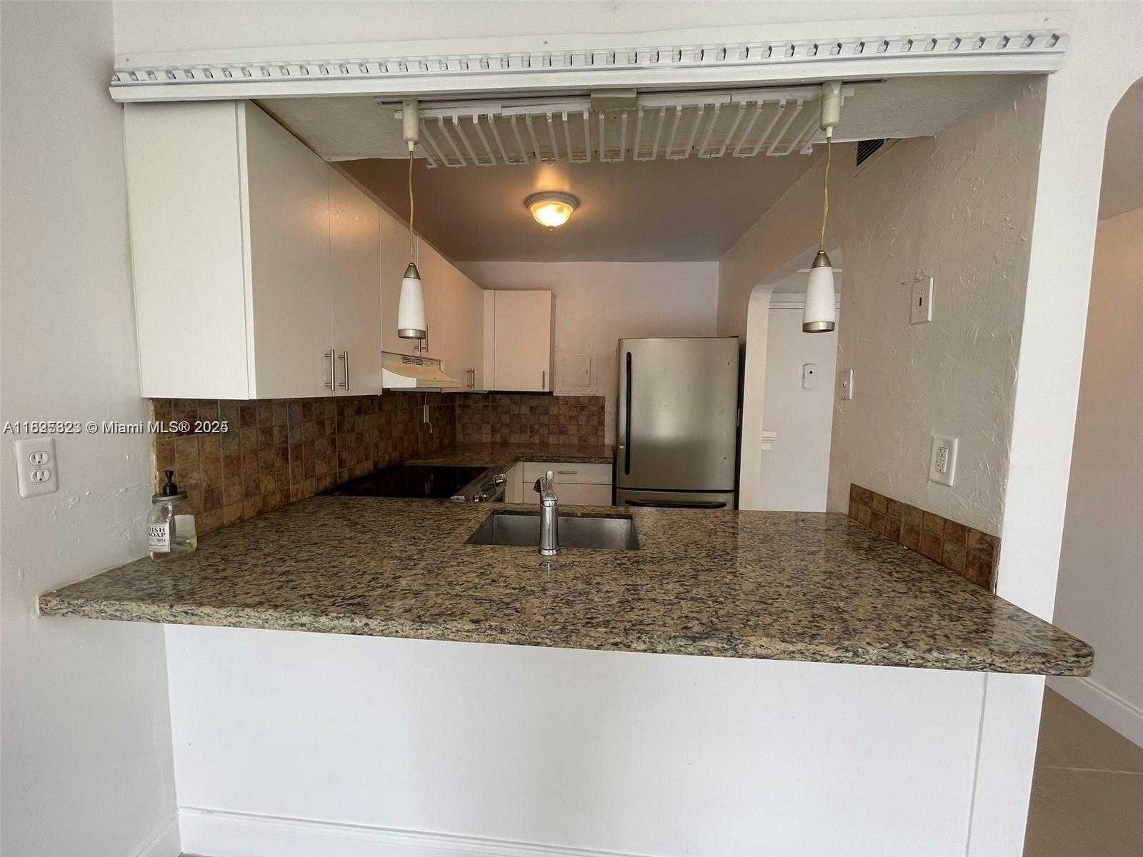 Small Image of 16465 NORTH EAST 22ND AVE #417, North Miami Beach Number 5