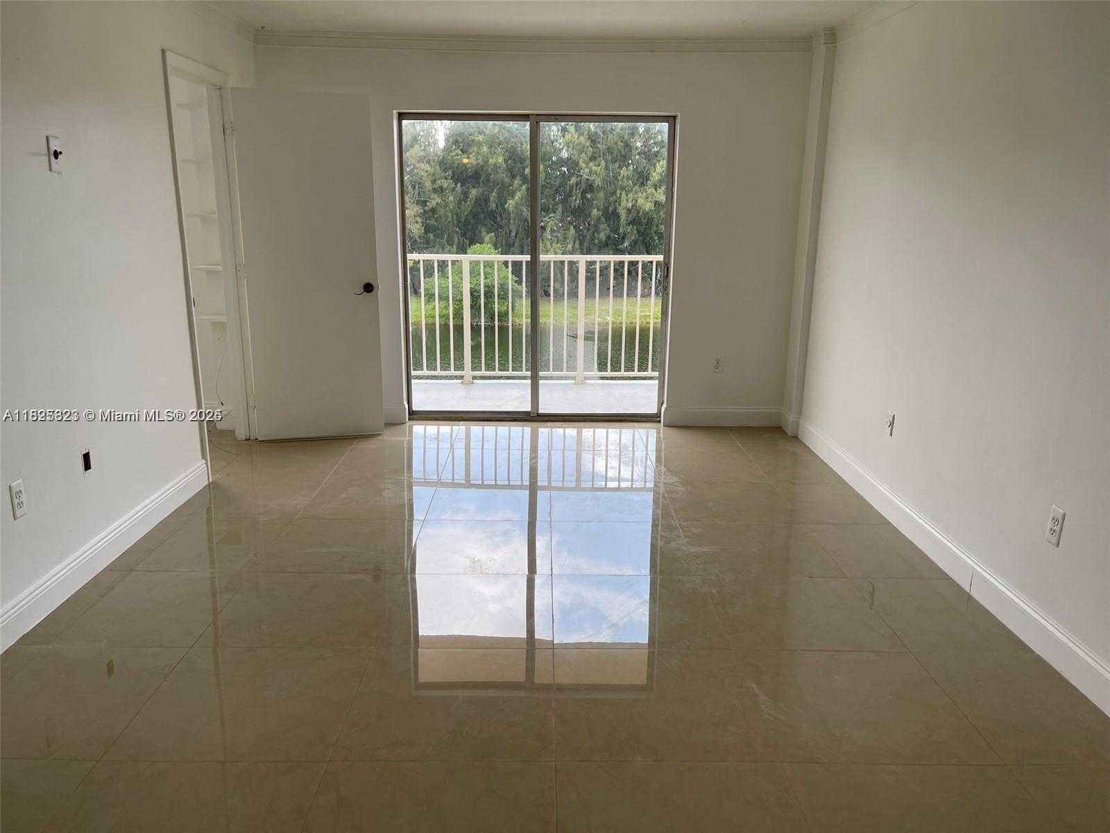Small Image of 16465 NORTH EAST 22ND AVE #417, North Miami Beach Number 6