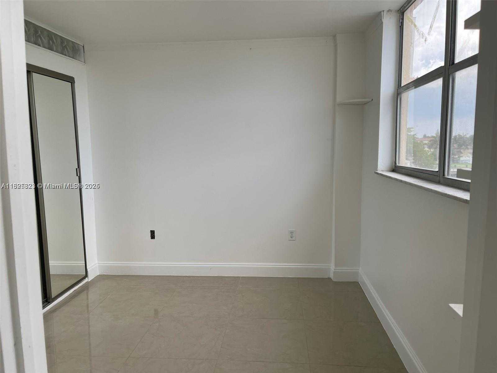 Small Image of 16465 NORTH EAST 22ND AVE #417, North Miami Beach Number 9