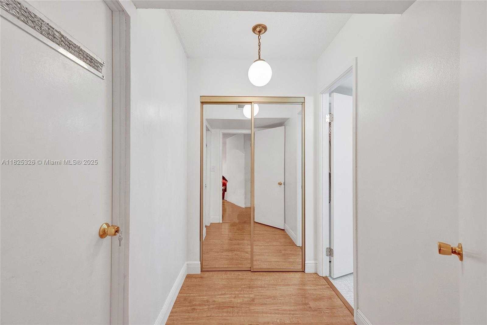 Small Image of 1750 NORTH EAST 191ST ST #106-1, Miami Number 13