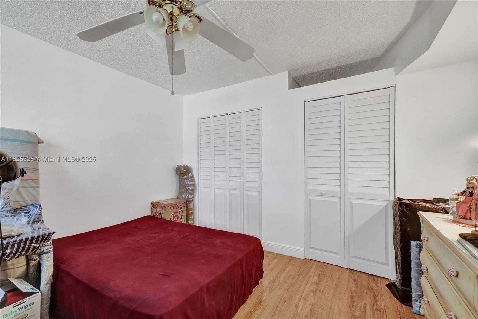 Small Image of 1750 NORTH EAST 191ST ST #106-1, Miami Number 19