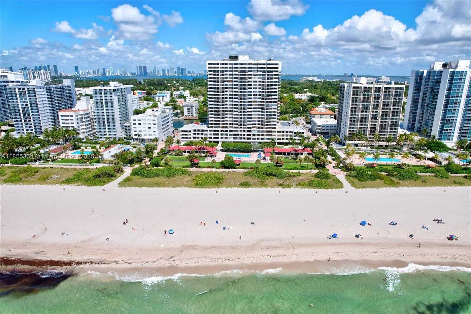 Small Image of 2555 COLLINS AVE #606, Miami Beach Number 13