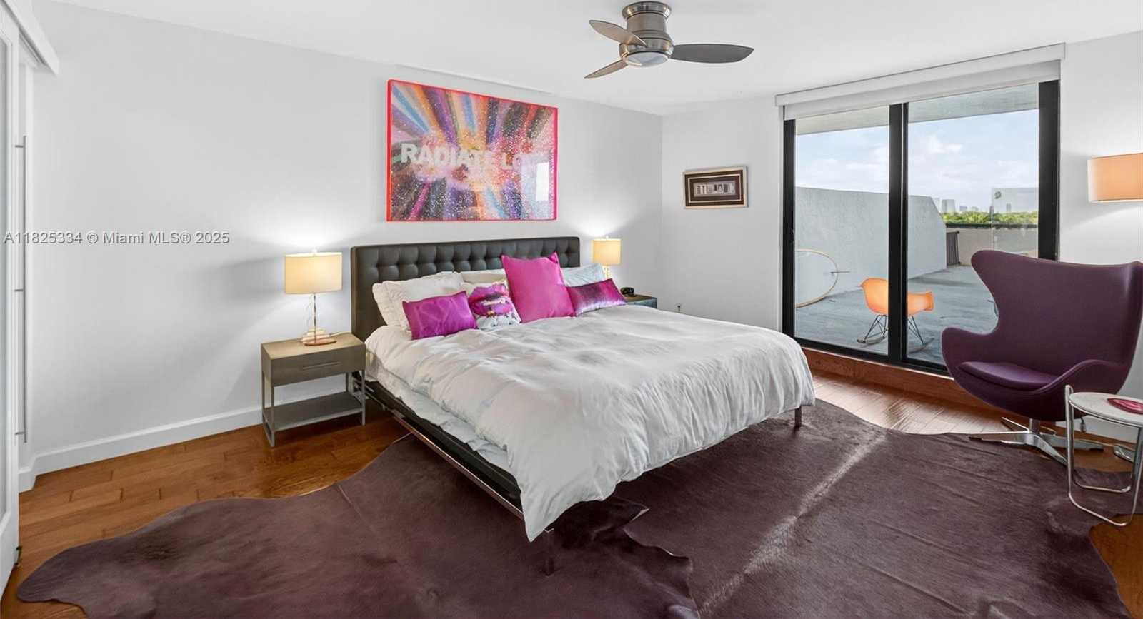 Small Image of 2555 COLLINS AVE #606, Miami Beach Number 24