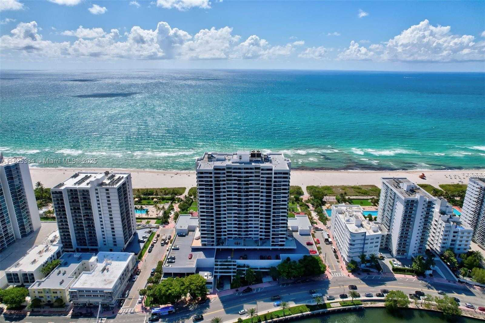 Small Image of 2555 COLLINS AVE #606, Miami Beach Number 3