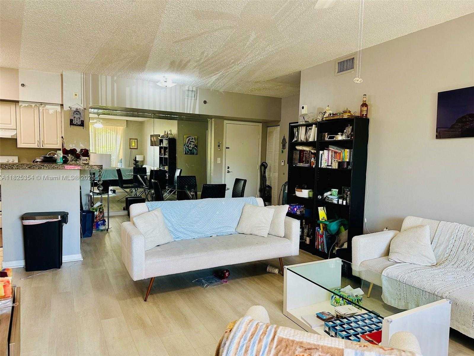 Small Image of 19601 EAST COUNTRY CLUB DR #7101, Aventura Number 14