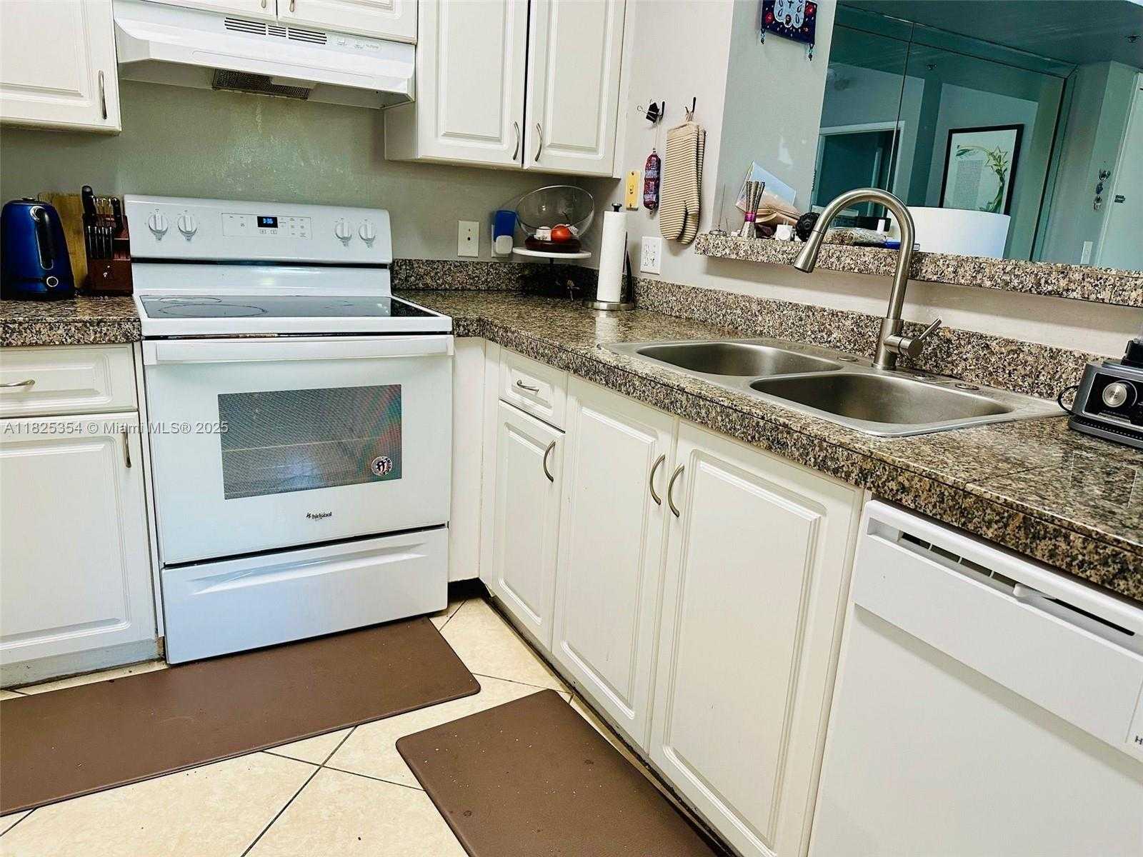 Small Image of 19601 EAST COUNTRY CLUB DR #7101, Aventura Number 16