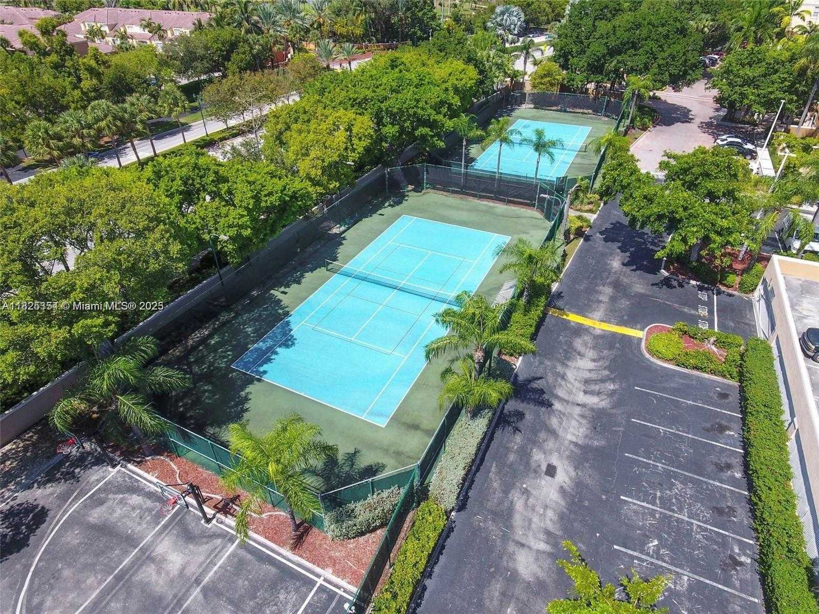 Small Image of 19601 EAST COUNTRY CLUB DR #7101, Aventura Number 29
