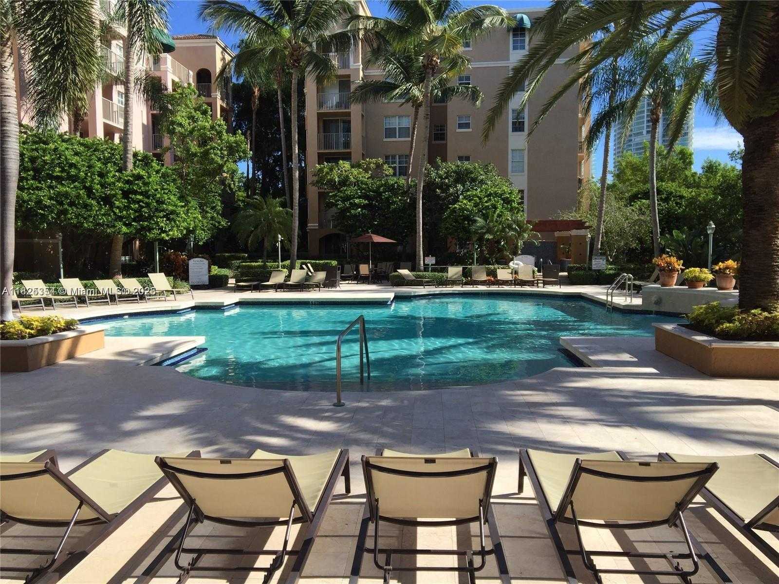 Small Image of 19601 EAST COUNTRY CLUB DR #7101, Aventura Number 3