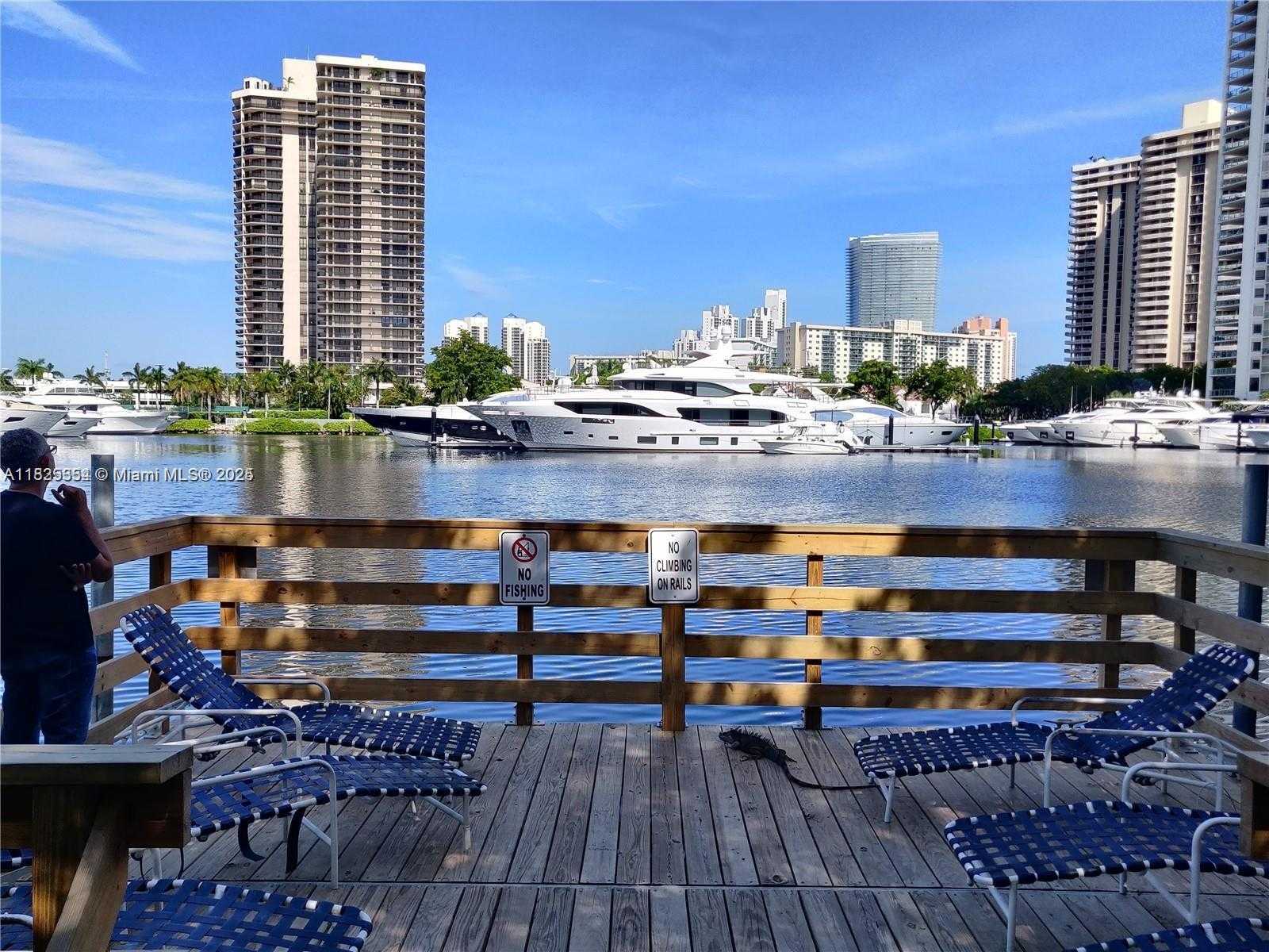 Small Image of 19601 EAST COUNTRY CLUB DR #7101, Aventura Number 7