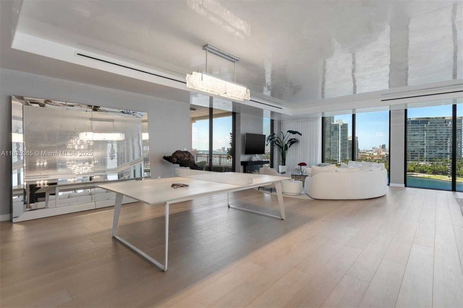 Small Image of 6800 FISHER ISLAND DR #LPH 6893, Miami Beach Number 12