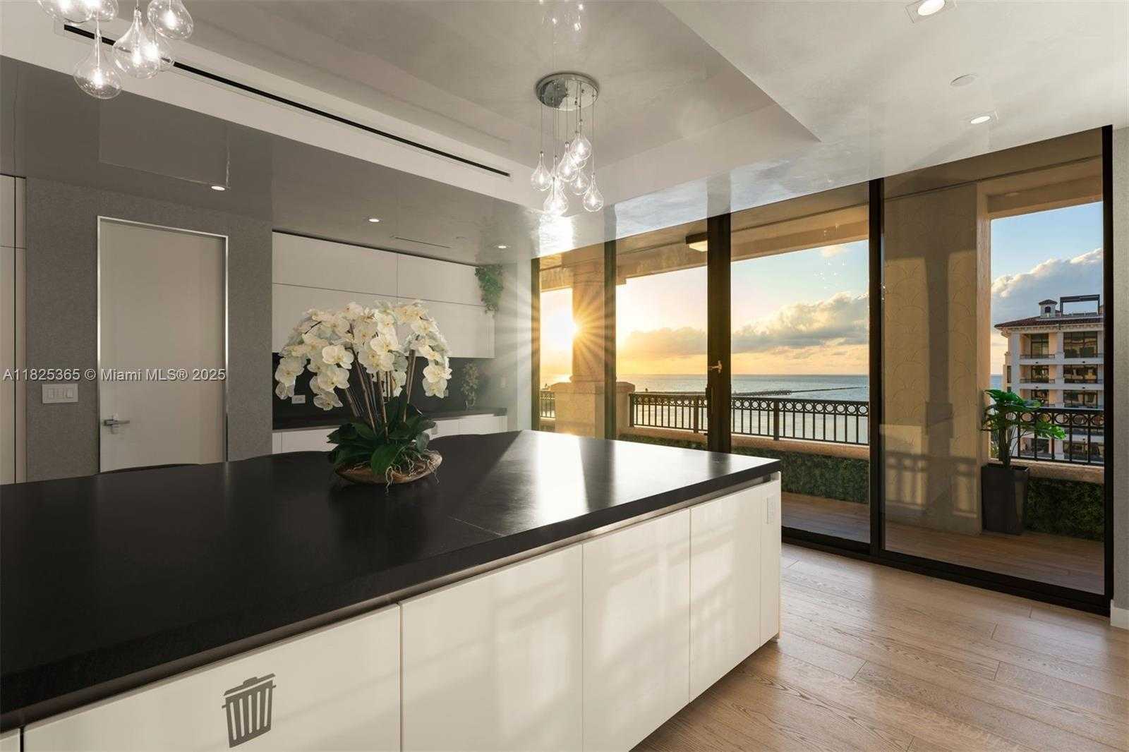 Small Image of 6800 FISHER ISLAND DR #LPH 6893, Miami Beach Number 16