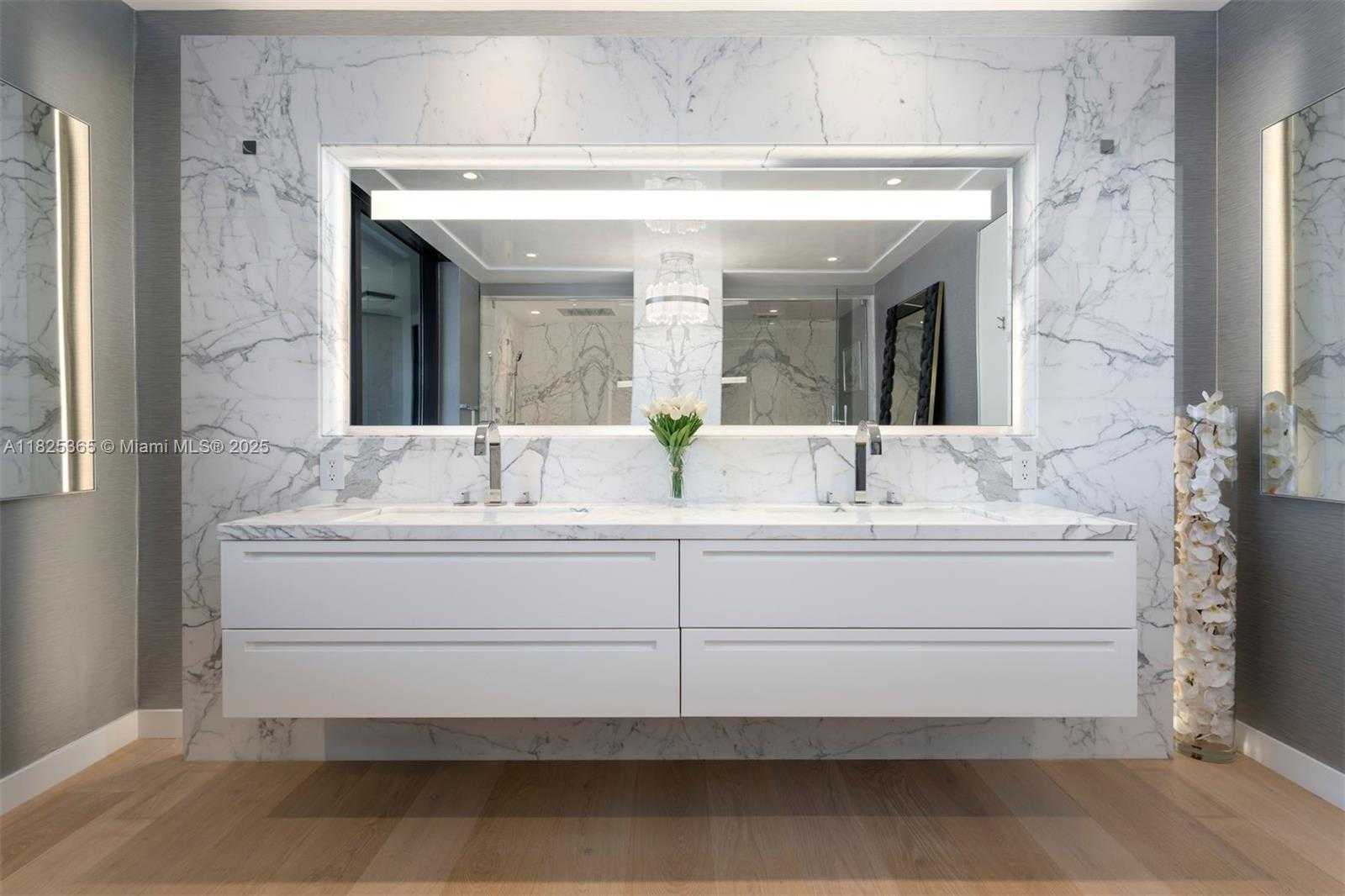 Small Image of 6800 FISHER ISLAND DR #LPH 6893, Miami Beach Number 25