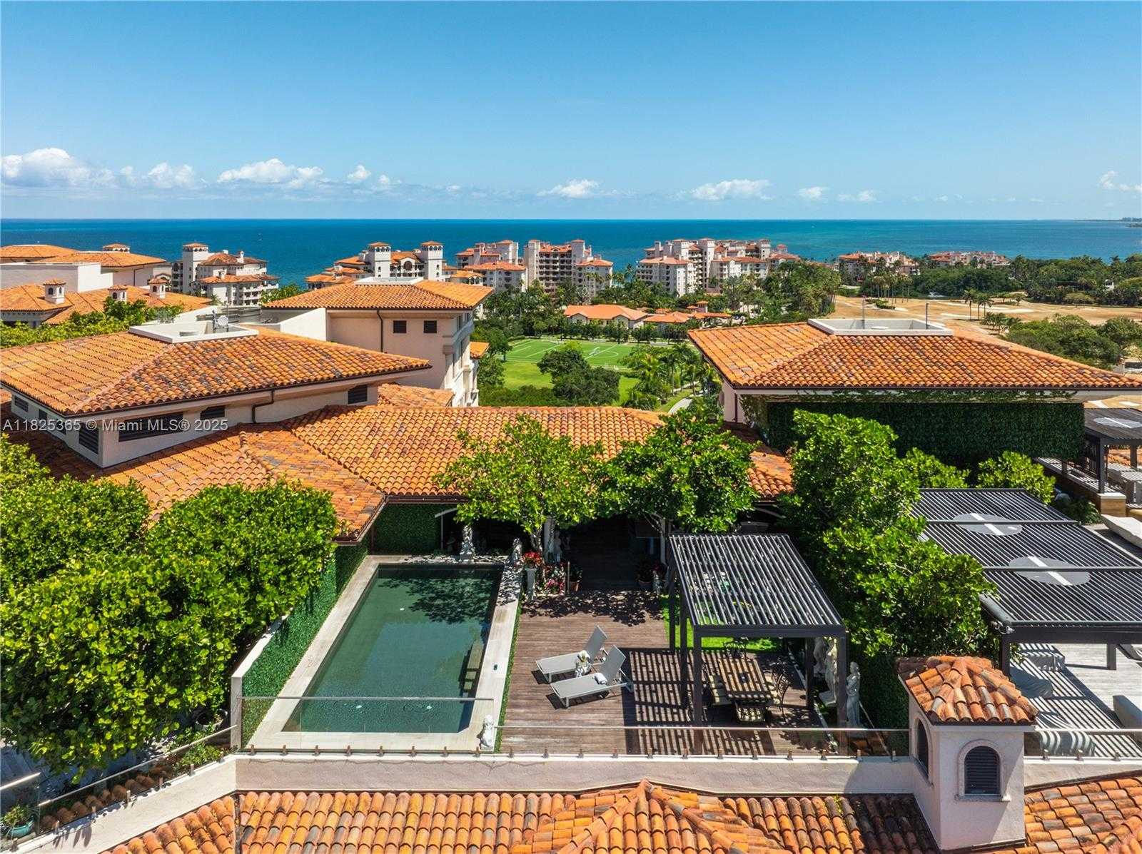 Small Image of 6800 FISHER ISLAND DR #LPH 6893, Miami Beach Number 40