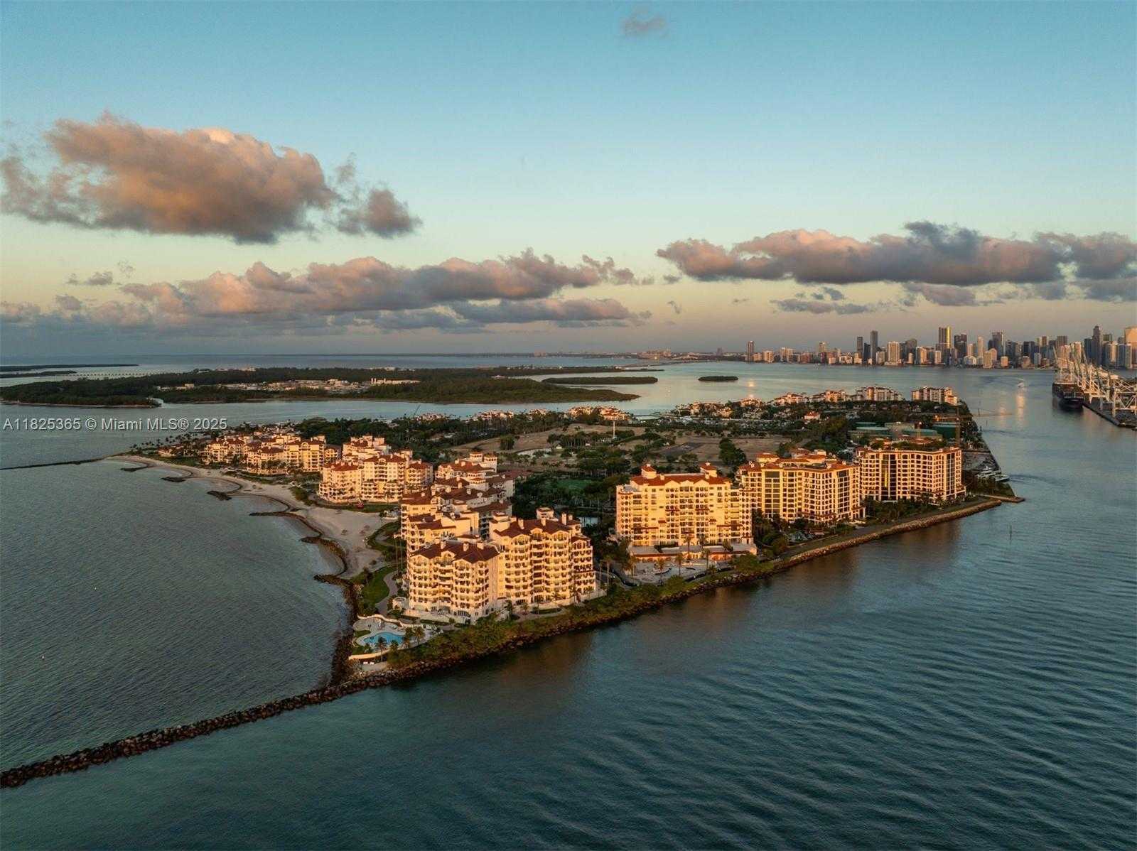 Small Image of 6800 FISHER ISLAND DR #LPH 6893, Miami Beach Number 47