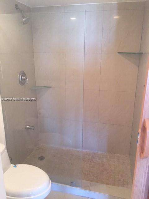 Small Image of 3375 NORTH COUNTRY CLUB DR #1508, Aventura Number 10