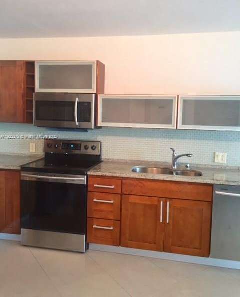 Small Image of 3375 NORTH COUNTRY CLUB DR #1508, Aventura Number 3