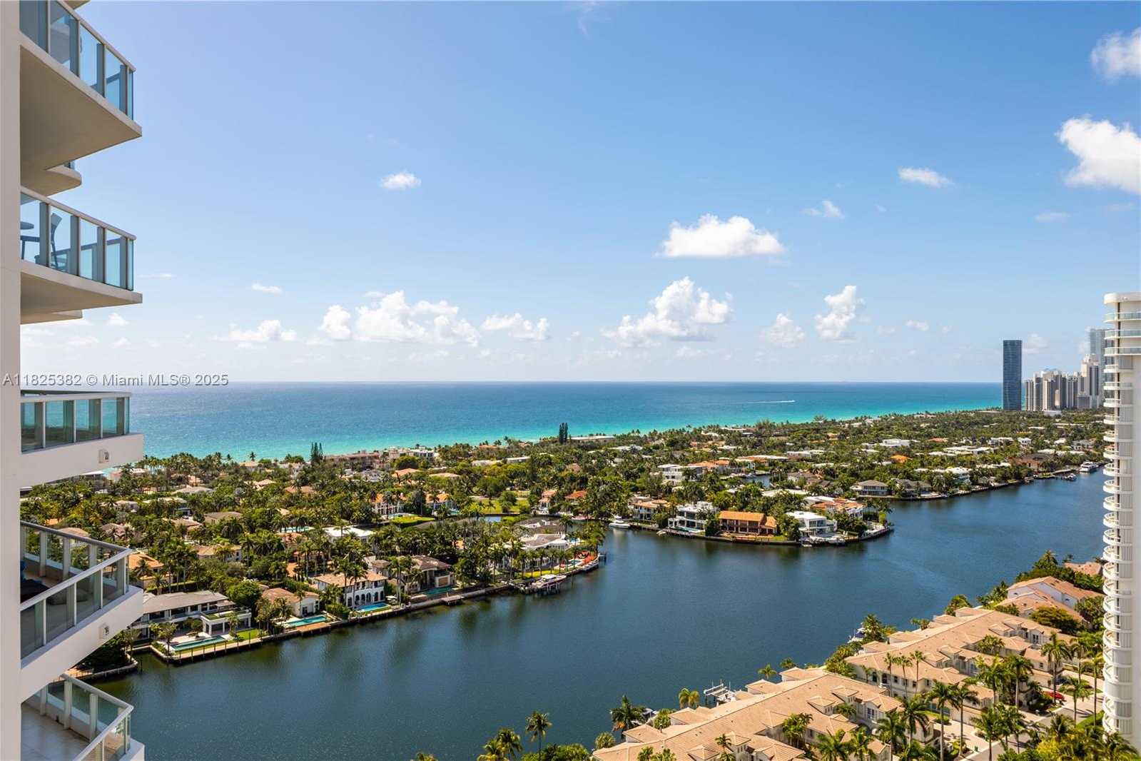 Small Image of 21200 POINT PL #2602, Aventura Number 2