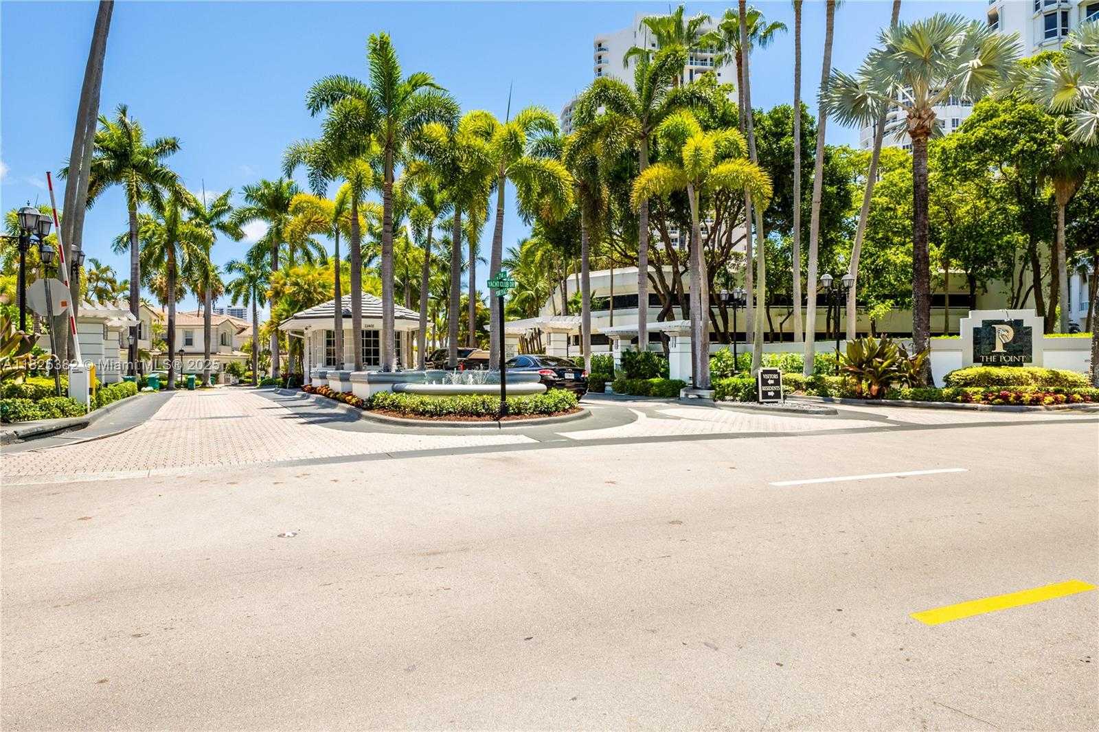 Small Image of 21200 POINT PL #2602, Aventura Number 42