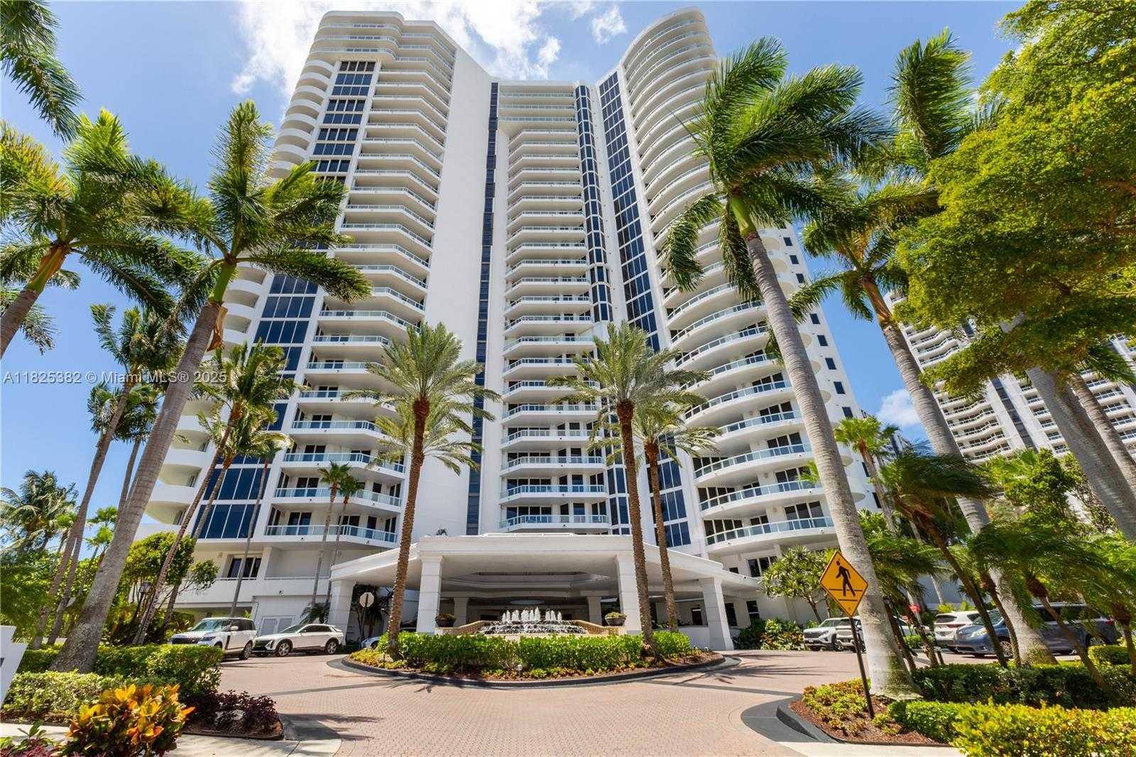 Small Image of 21200 POINT PL #2602, Aventura Number 43