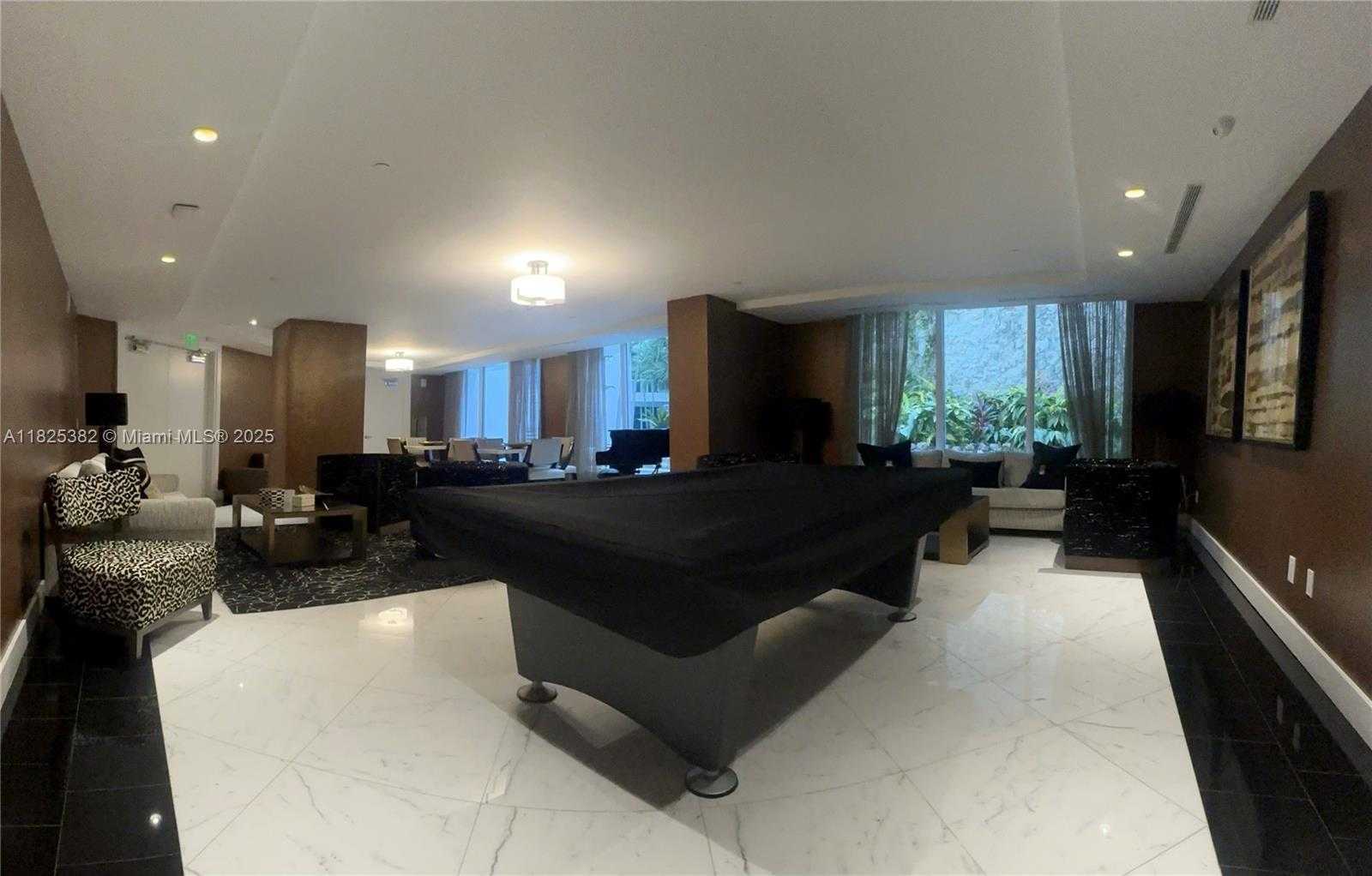 Small Image of 21200 POINT PL #2602, Aventura Number 63