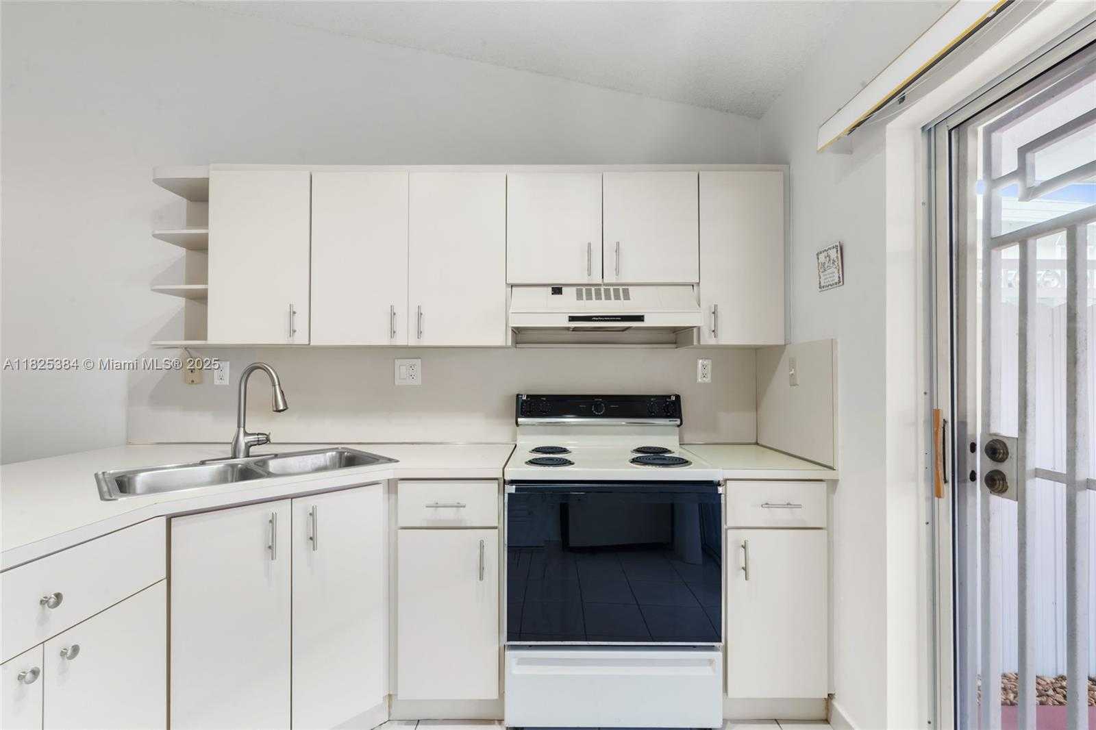 Small Image of 7101 WEST 24TH AVE #27, Hialeah Number 14