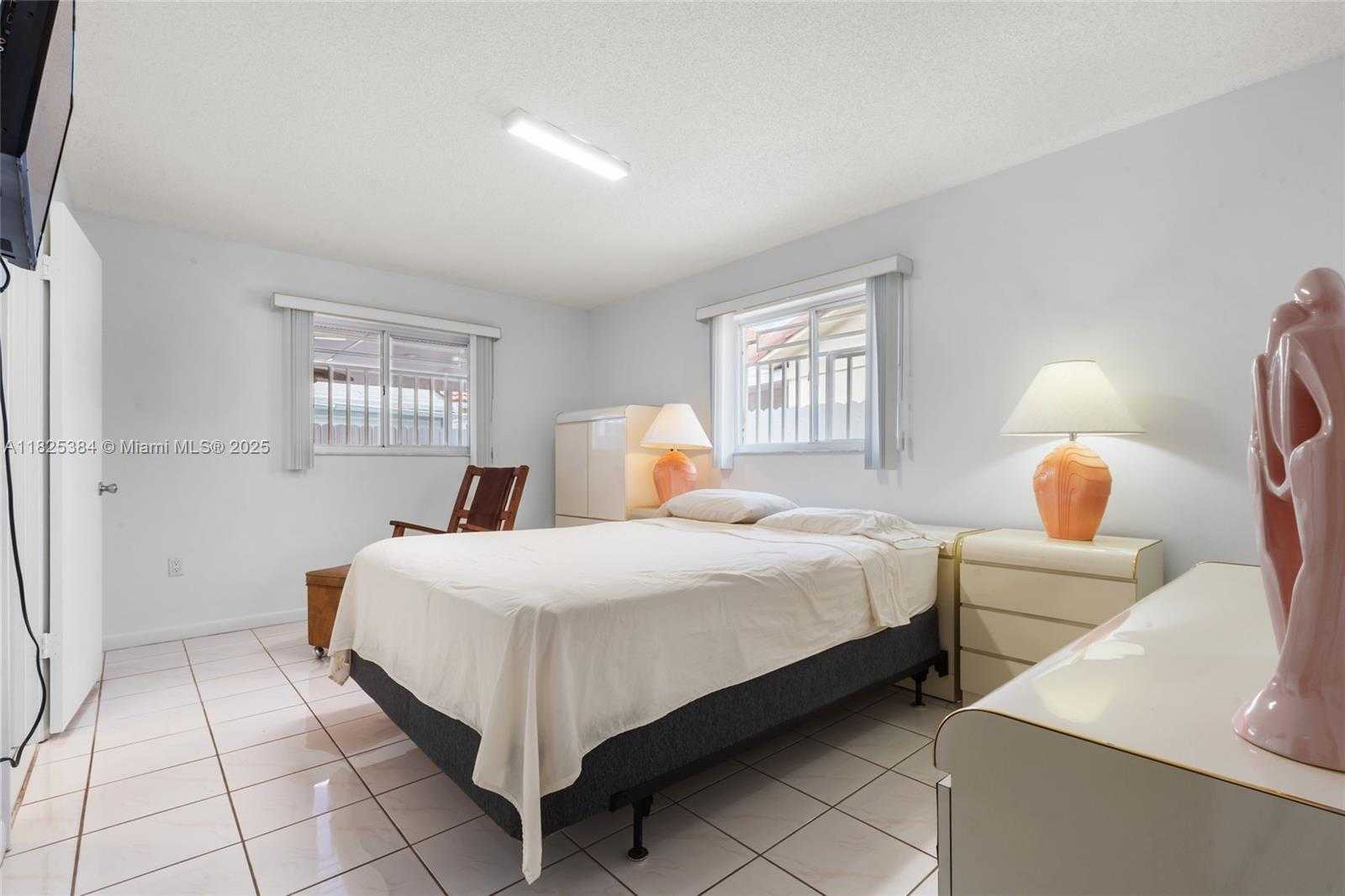 Small Image of 7101 WEST 24TH AVE #27, Hialeah Number 23