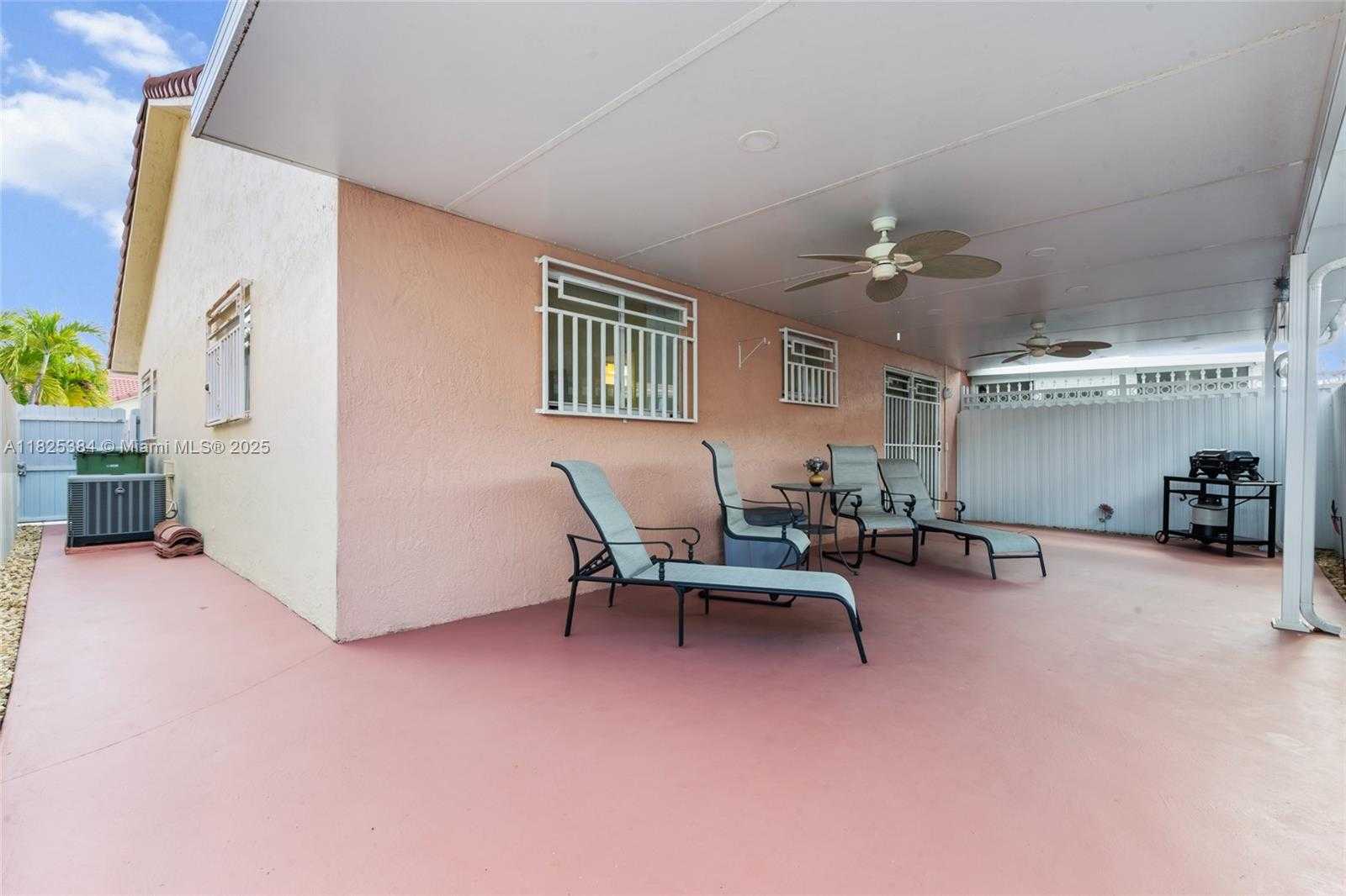 Small Image of 7101 WEST 24TH AVE #27, Hialeah Number 30
