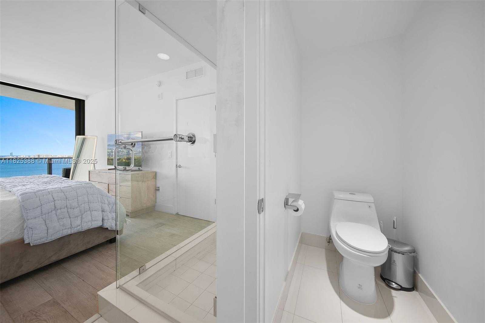 Small Image of 460 NORTH EAST 28TH STREET #2407, Miami Number 14