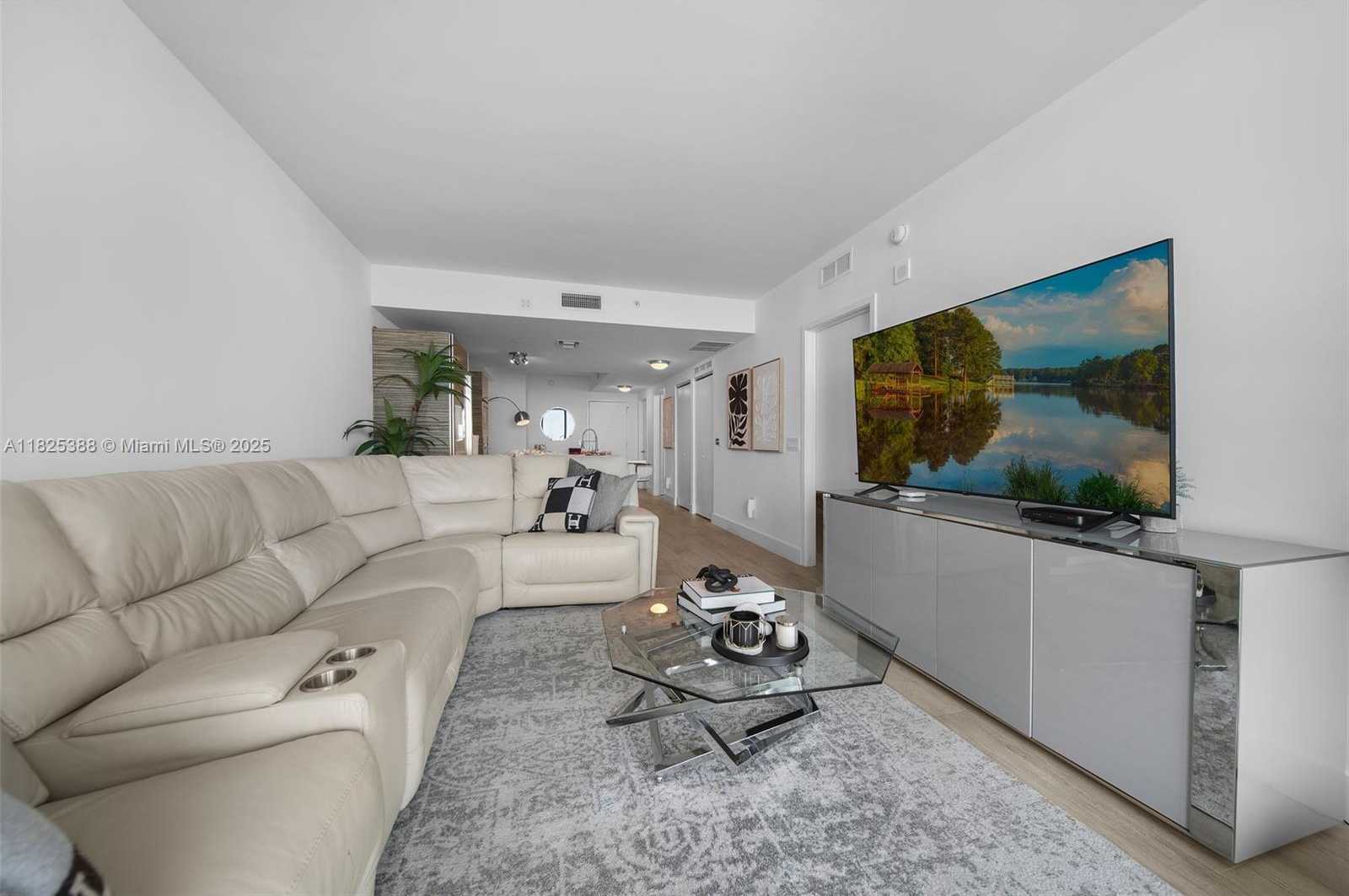 Small Image of 460 NORTH EAST 28TH STREET #2407, Miami Number 23