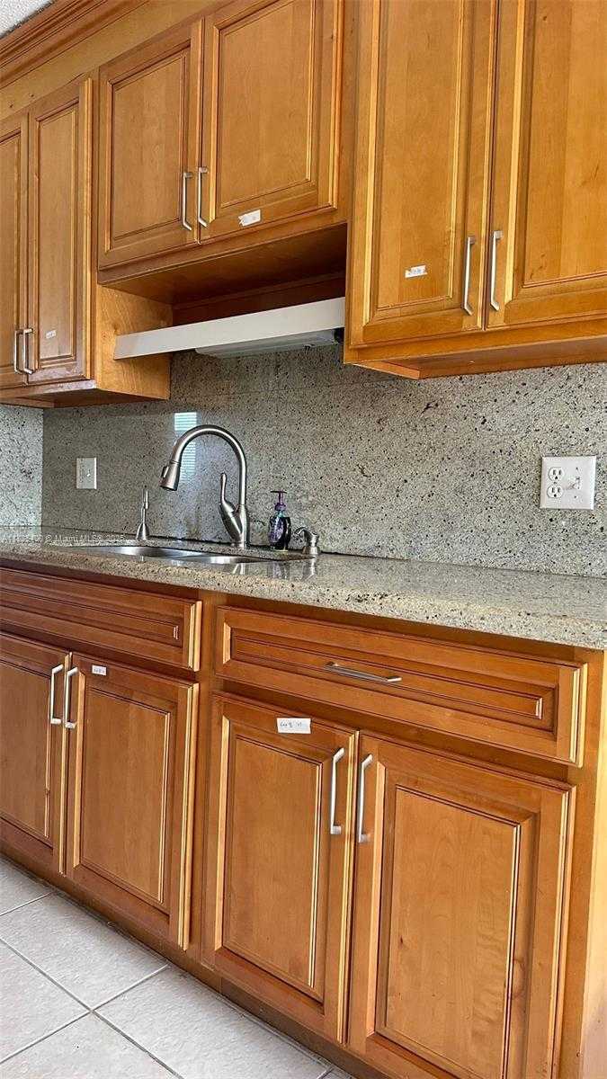 Small Image of 12950 SOUTH WEST 13TH ST #301D, Pembroke Pines Number 4