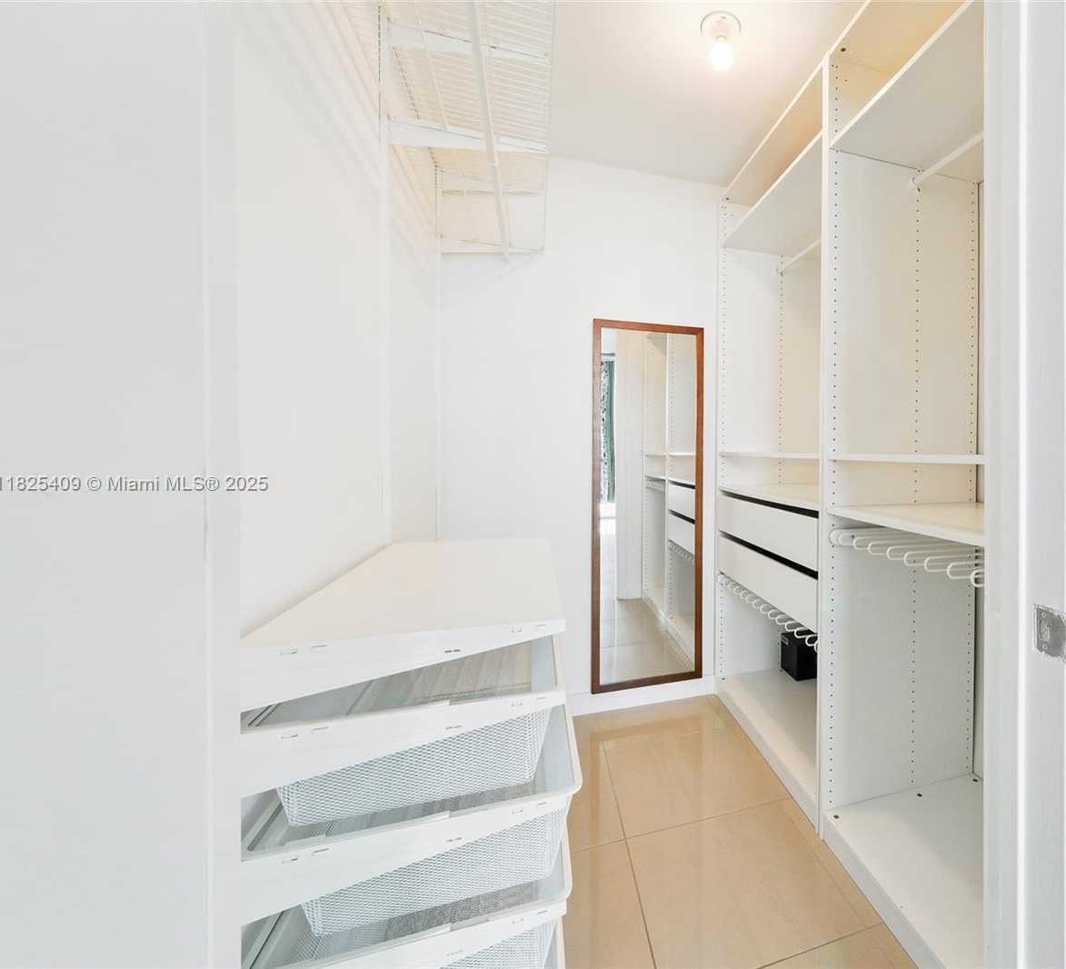 Small Image of 3301 NORTH EAST 1ST AVE #H2104, Miami Number 16