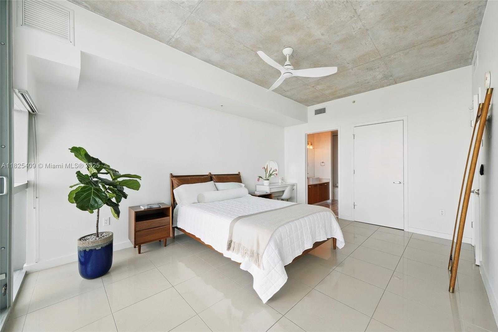 Small Image of 3301 NORTH EAST 1ST AVE #H2104, Miami Number 17