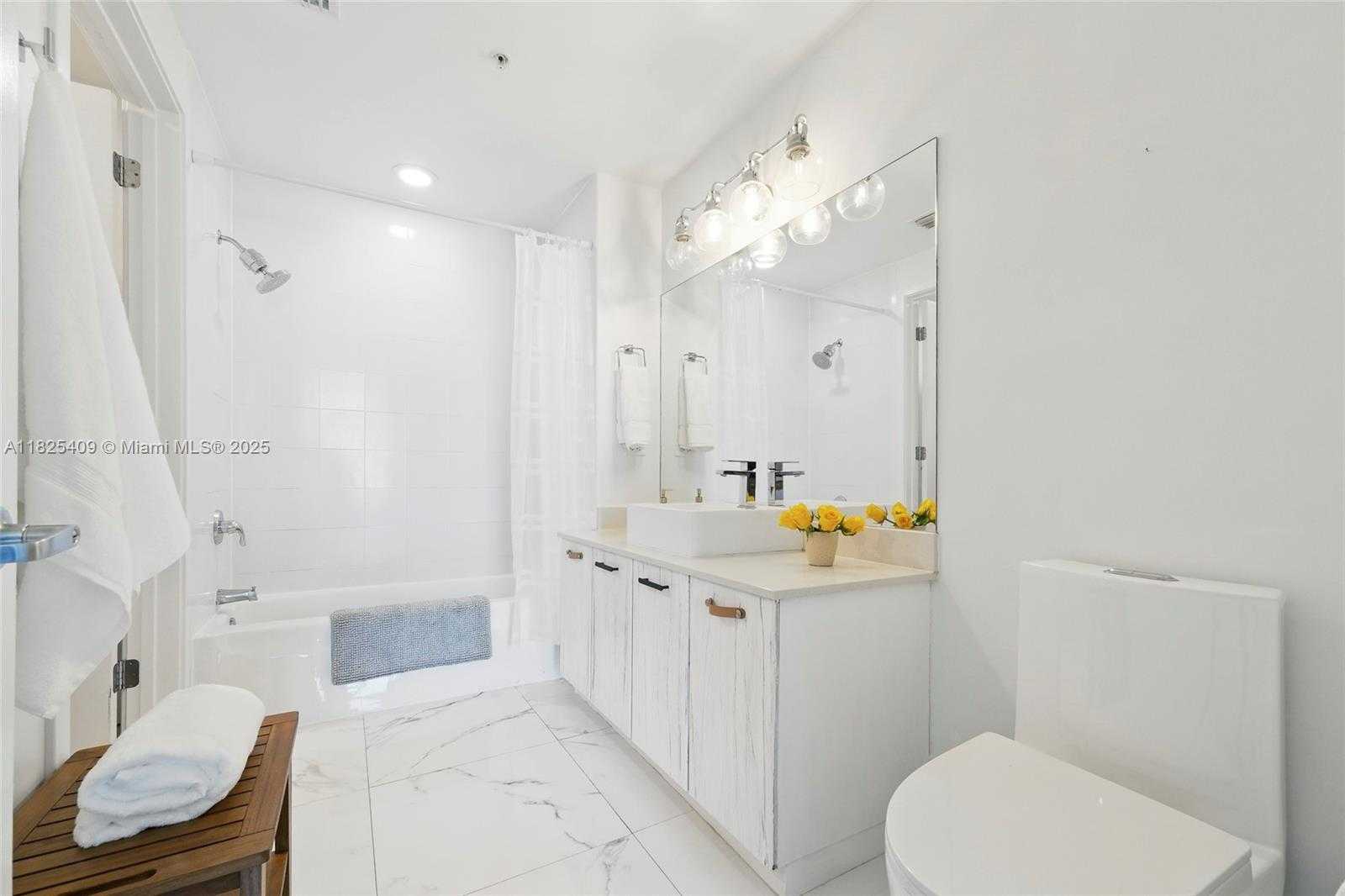 Small Image of 3301 NORTH EAST 1ST AVE #H2104, Miami Number 24