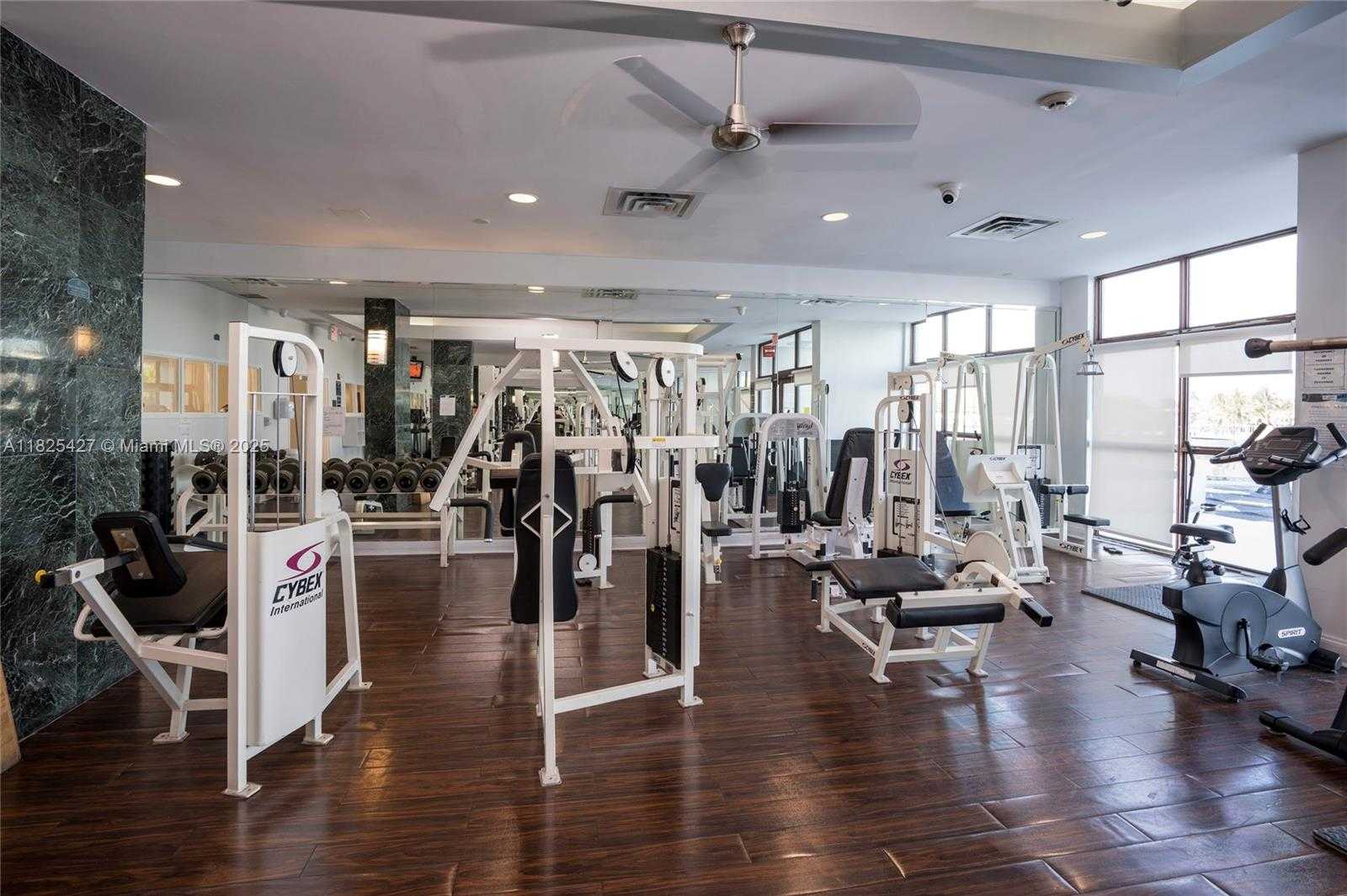 Small Image of 6770 INDIAN CREEK DR #14C, Miami Beach Number 18