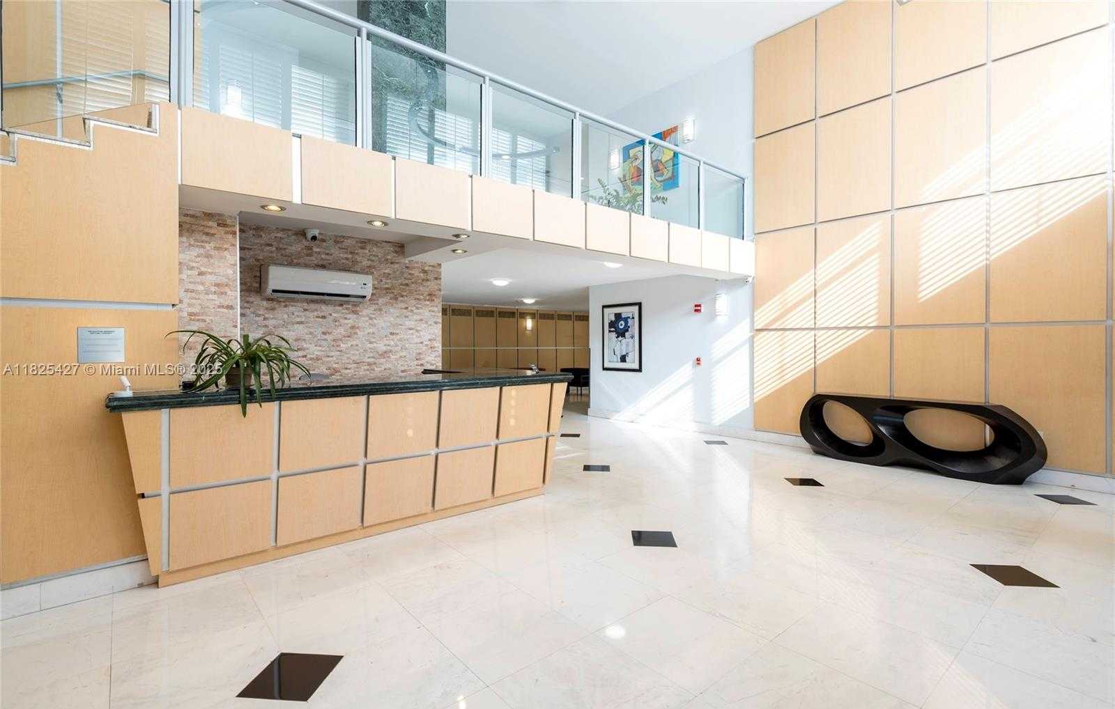 Small Image of 6770 INDIAN CREEK DR #14C, Miami Beach Number 19