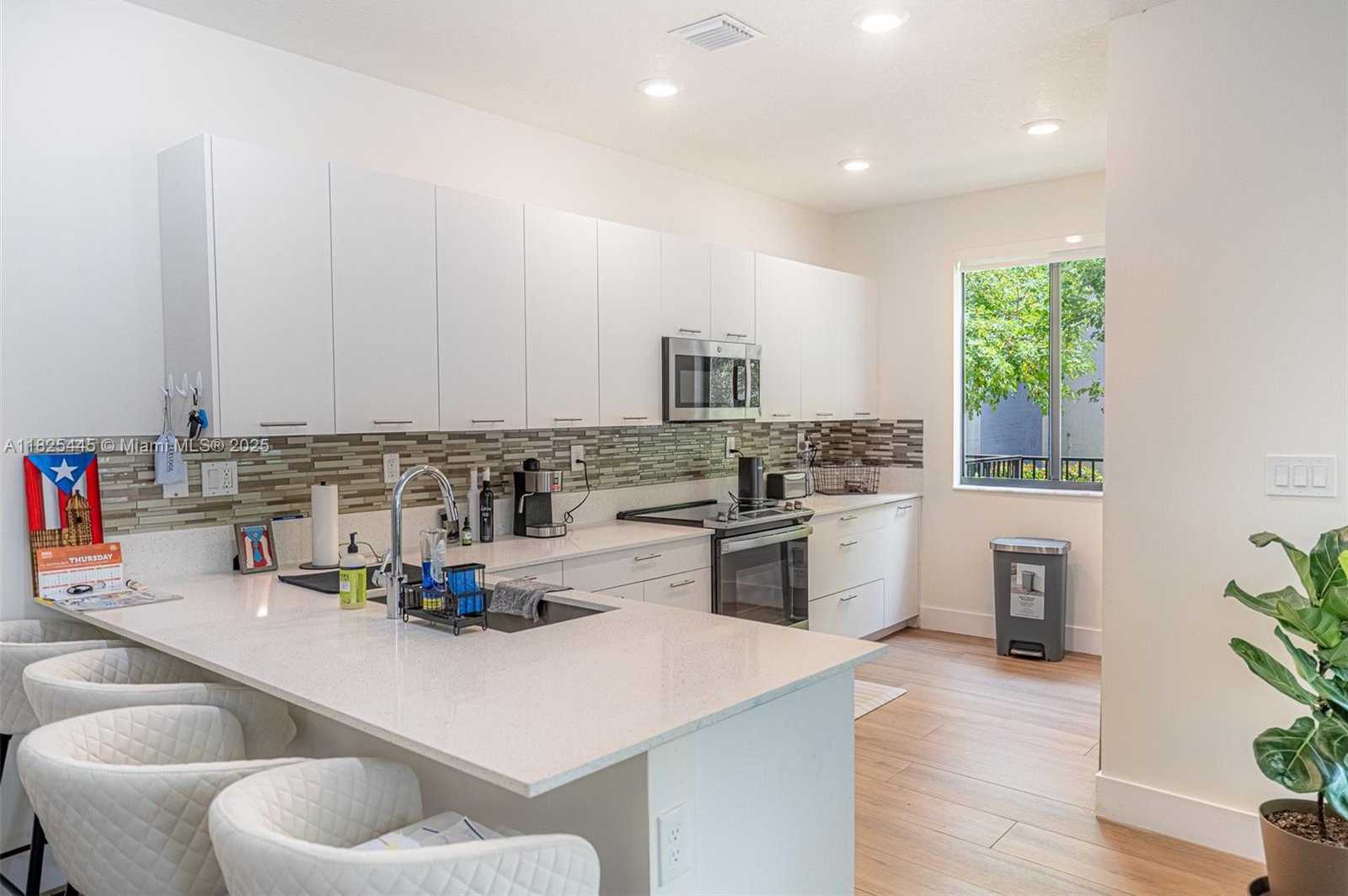 Small Image of 4269 NORTH WEST 83RD PATH, Doral Number 10