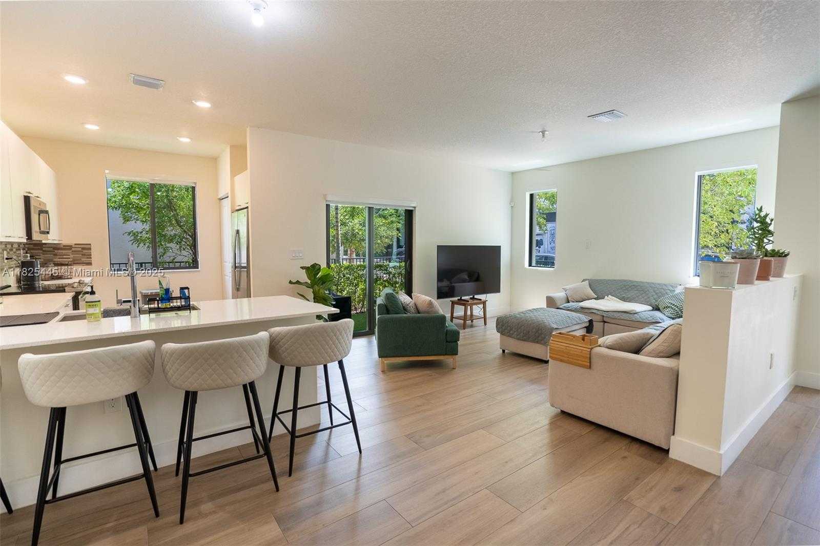 Small Image of 4269 NORTH WEST 83RD PATH, Doral Number 12