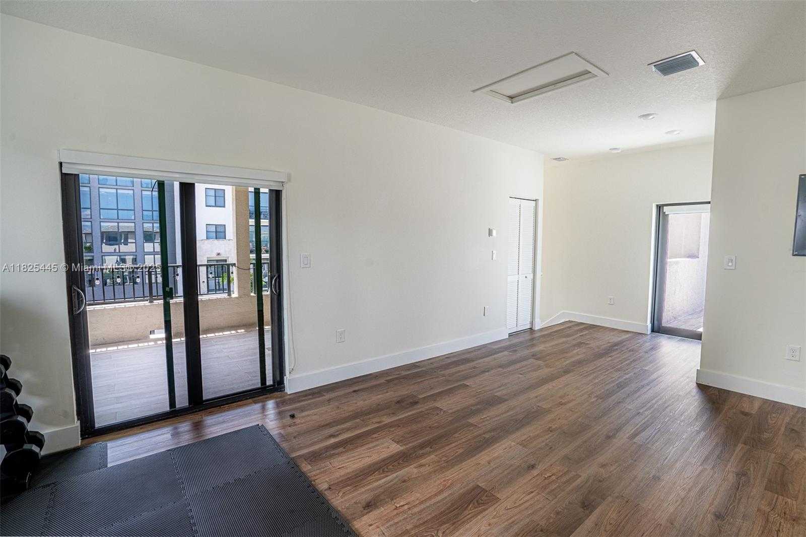 Small Image of 4269 NORTH WEST 83RD PATH, Doral Number 17