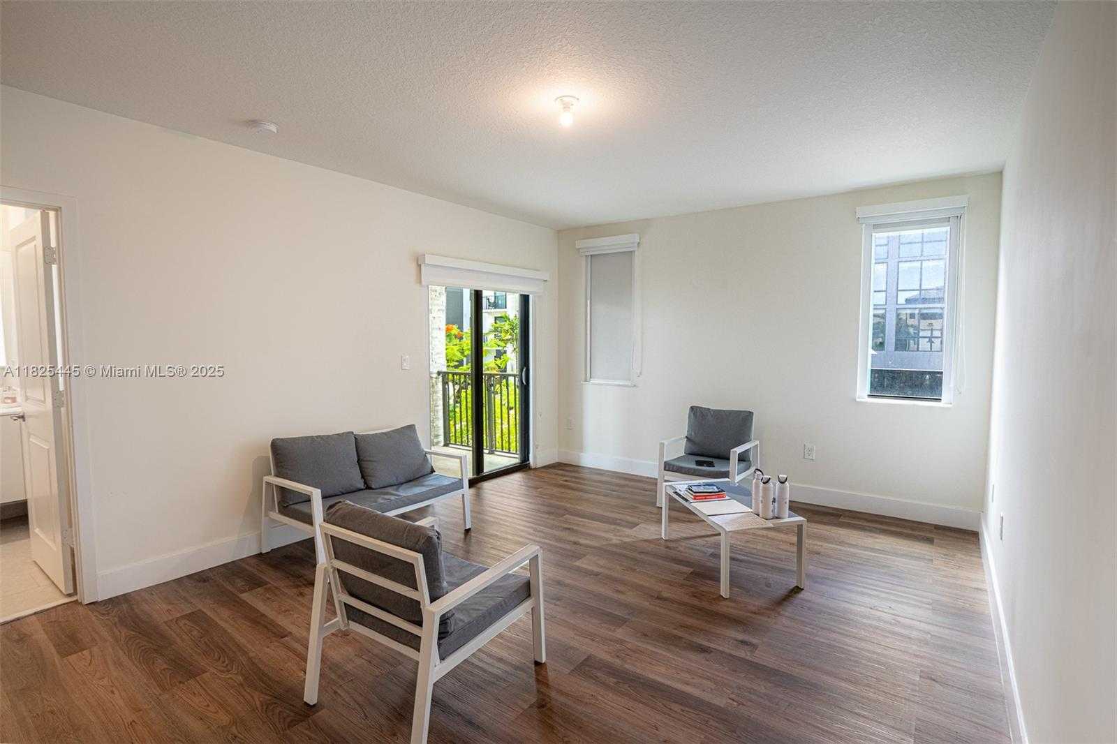 Small Image of 4269 NORTH WEST 83RD PATH, Doral Number 19