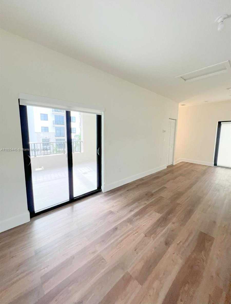 Small Image of 4269 NORTH WEST 83RD PATH, Doral Number 23