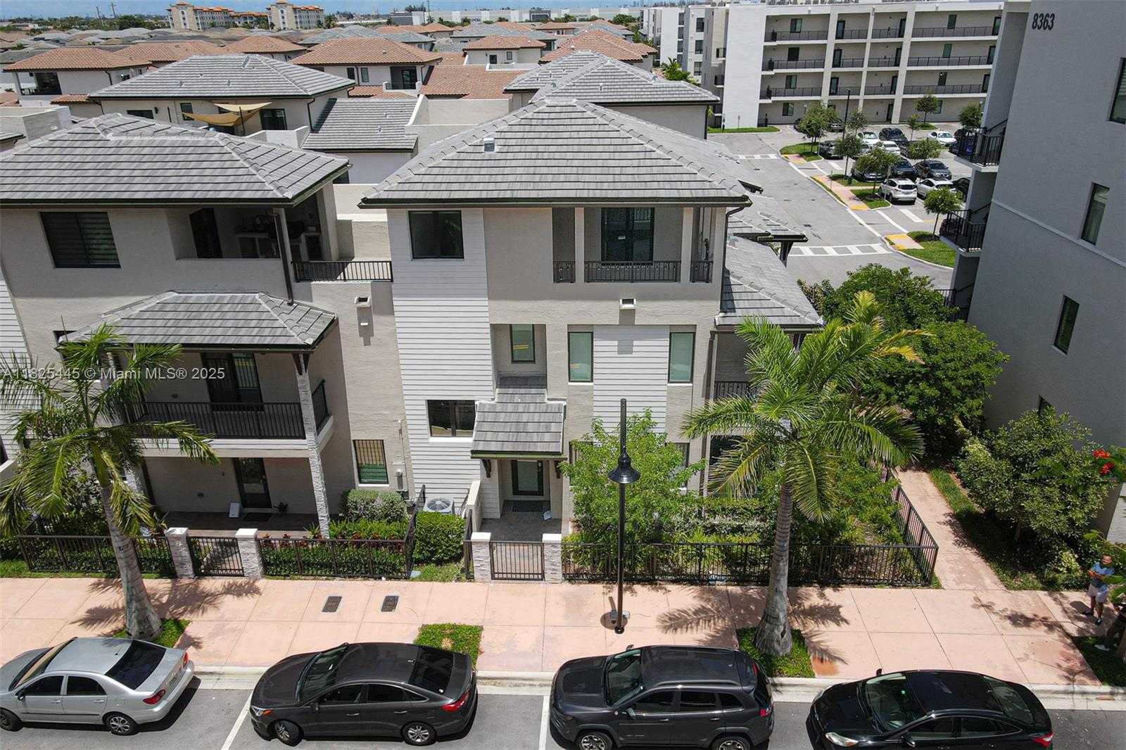 Small Image of 4269 NORTH WEST 83RD PATH, Doral Number 5