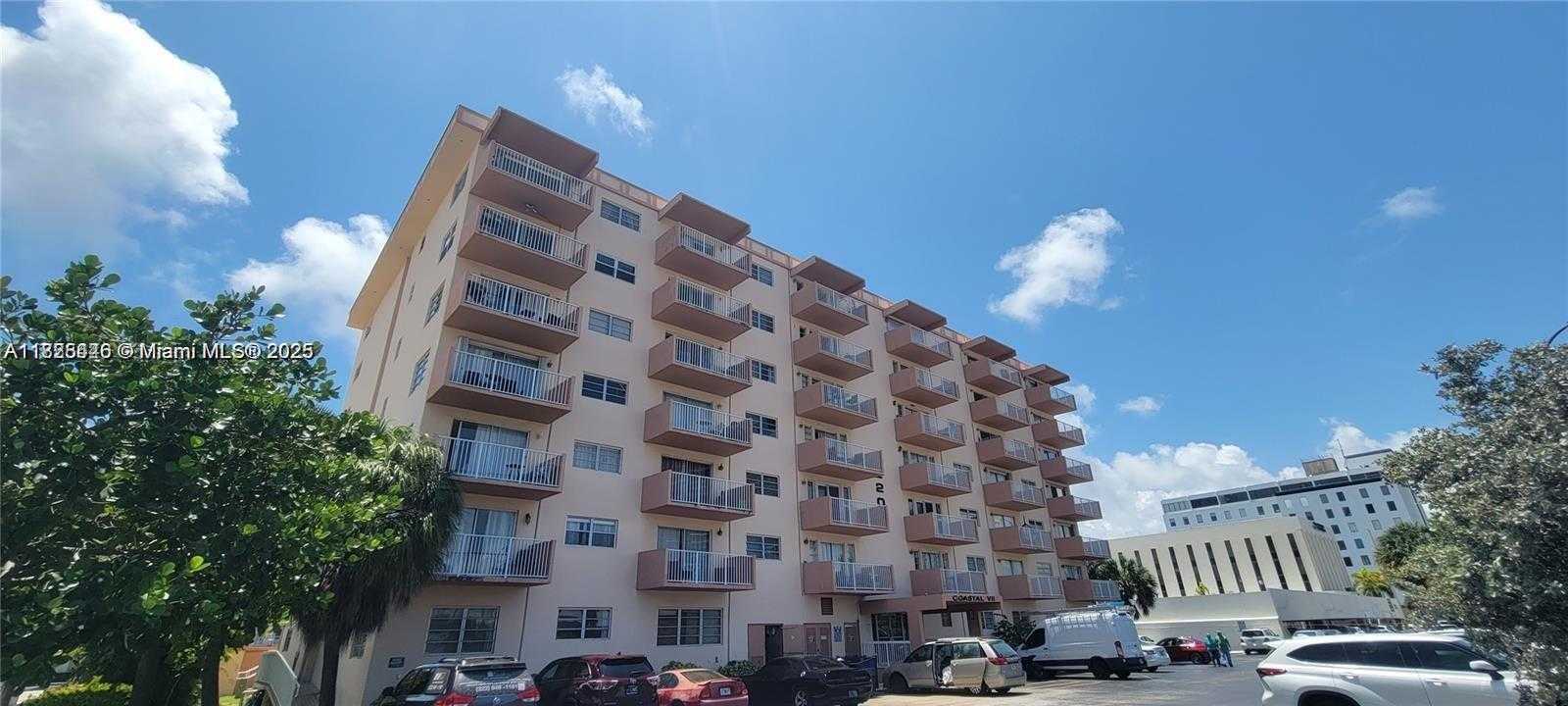 Small Image of 2200 Hallandale Beach Blvd, Hallandale Beach, FL 33009, USA Number 2