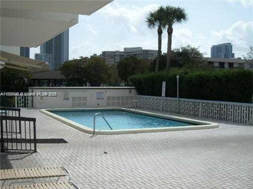 Small Image of 2200 Hallandale Beach Blvd, Hallandale Beach, FL 33009, USA Number 22