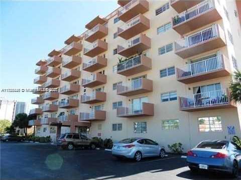 Small Image of 2200 Hallandale Beach Blvd, Hallandale Beach, FL 33009, USA Number 24