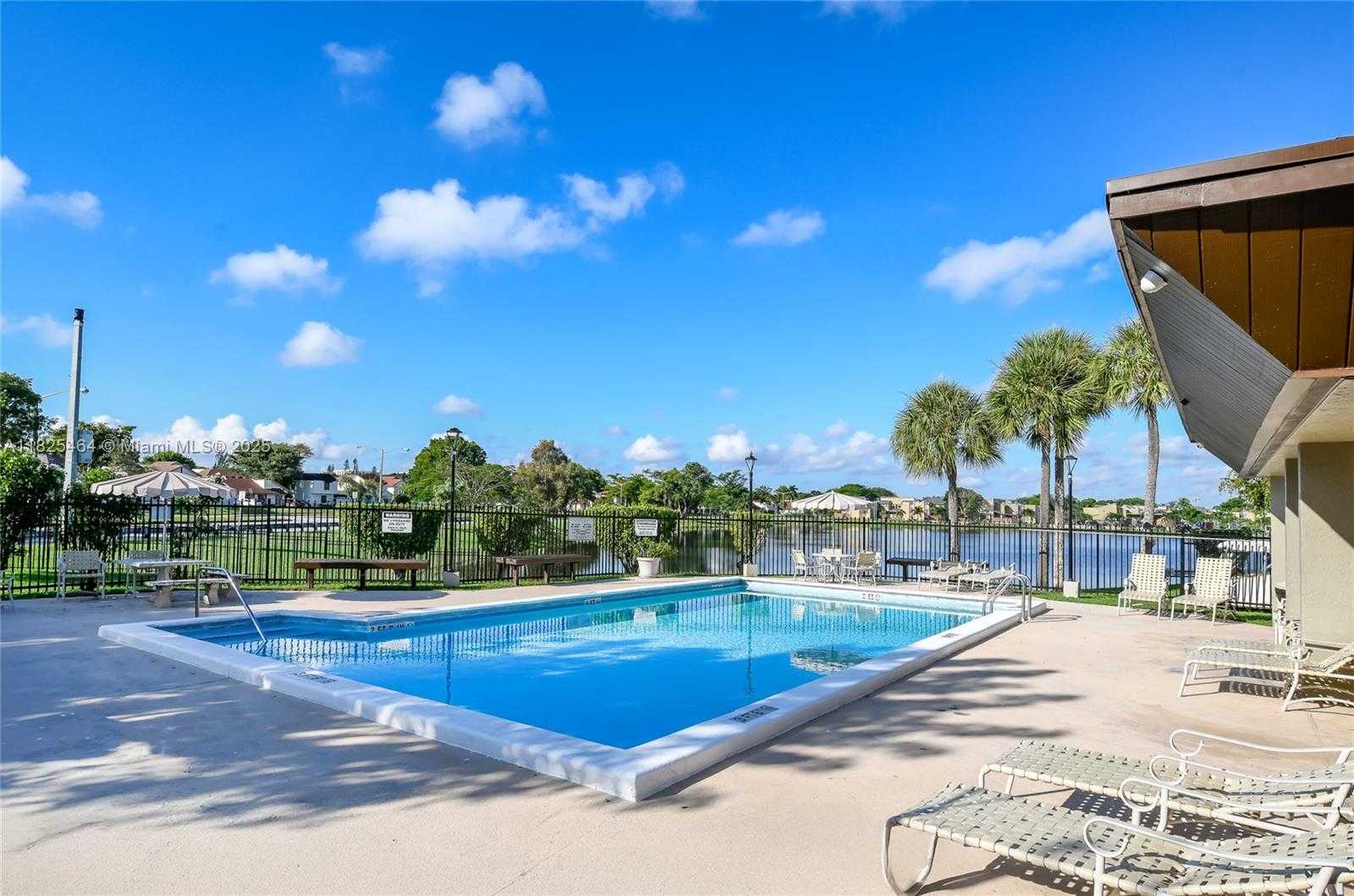 Small Image of 10010 NORTH WEST 9TH ST CIR #203, Miami Number 16