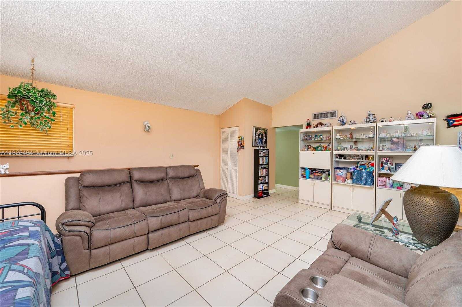 Small Image of 10010 NORTH WEST 9TH ST CIR #203, Miami Number 7