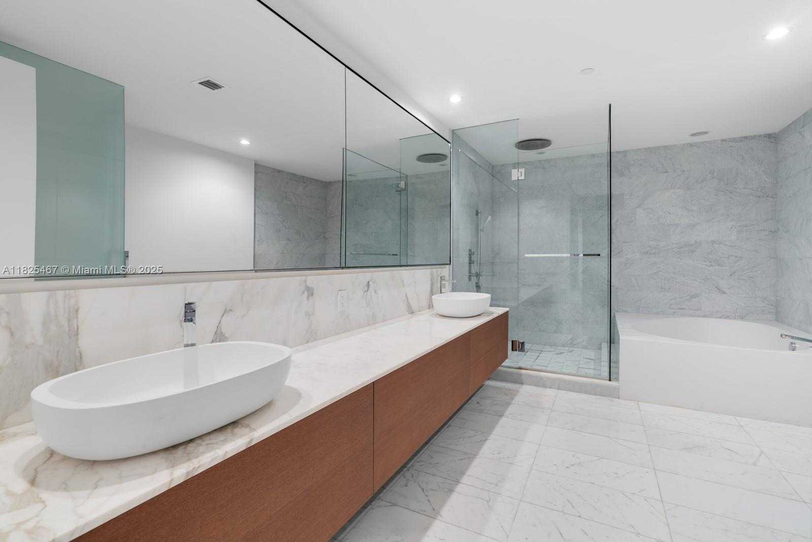 Small Image of 10201 COLLINS AVE #1802, Bal Harbour Number 10