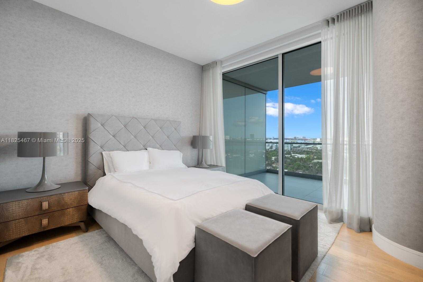 Small Image of 10201 COLLINS AVE #1802, Bal Harbour Number 19