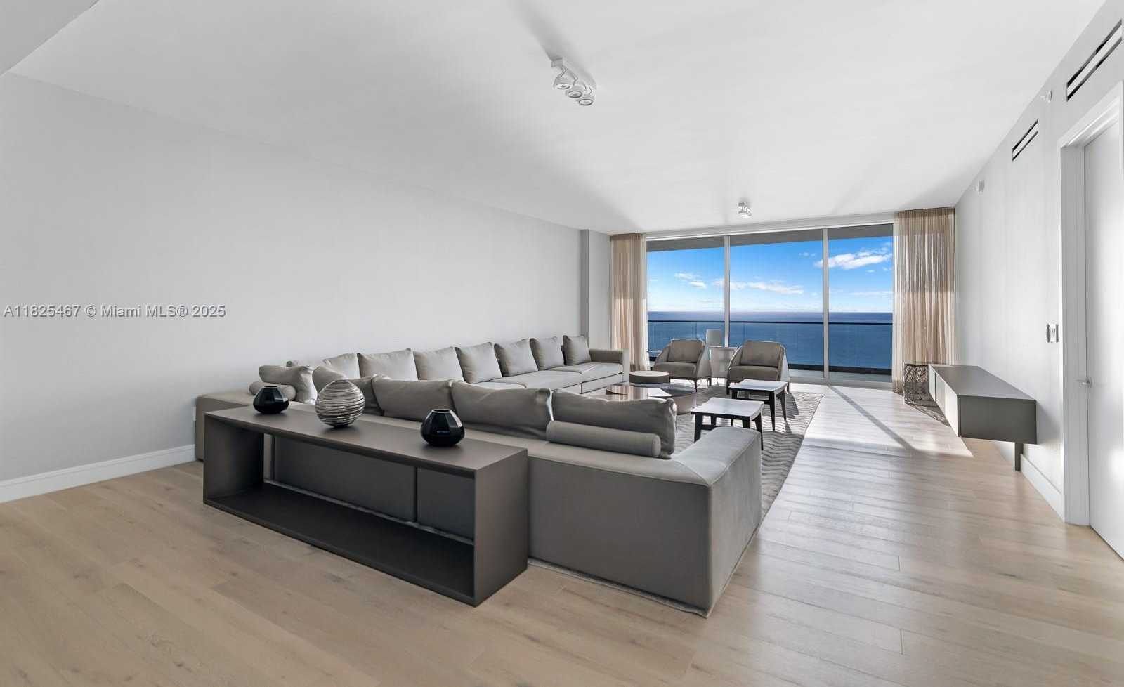Small Image of 10201 COLLINS AVE #1802, Bal Harbour Number 2